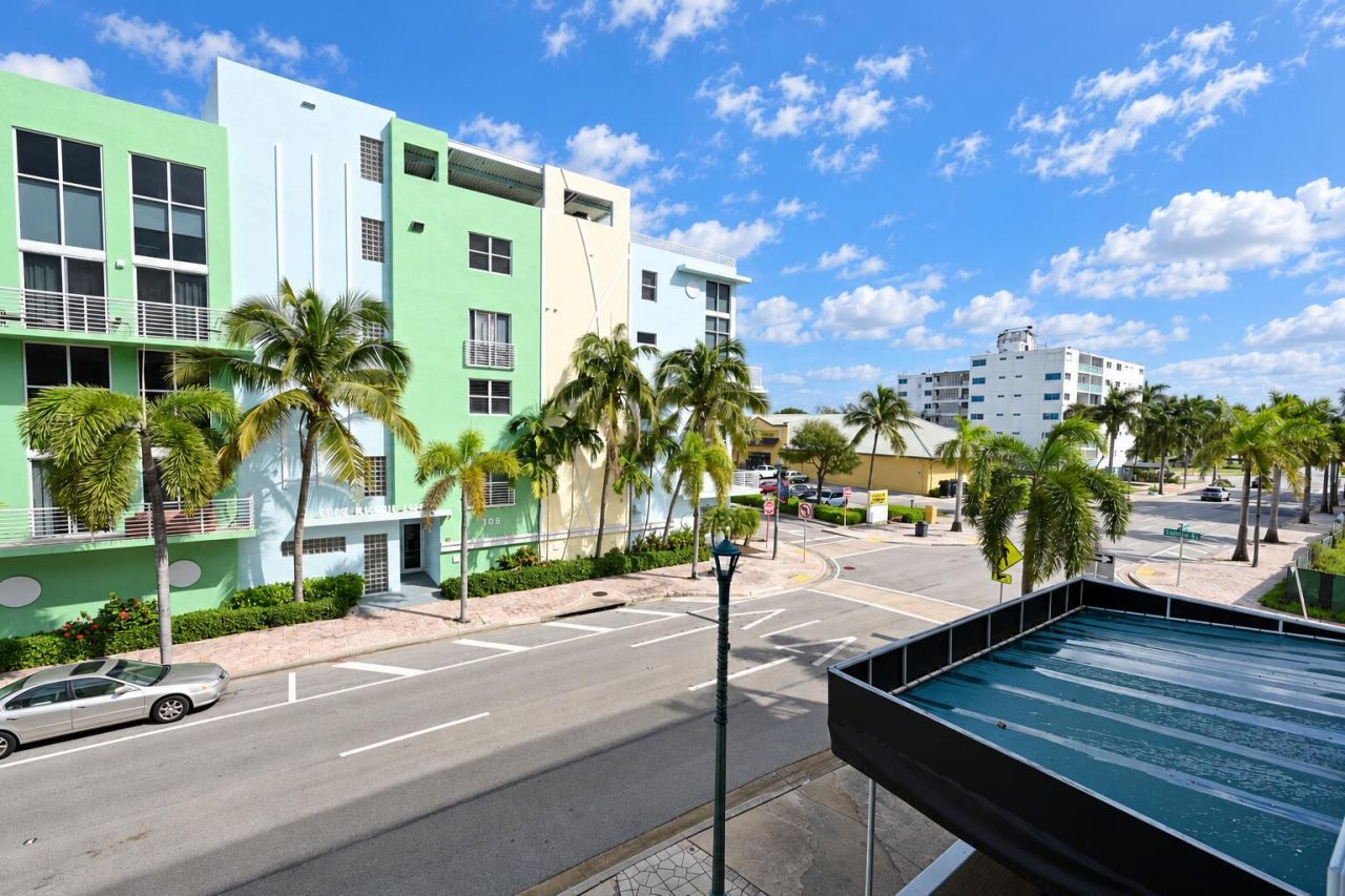1 S Lakeside Drive, Unit C5, Lake Worth, FL 33460 Photo