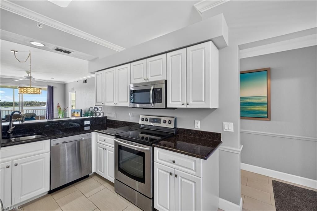 10371 Butterfly Palm Dr , Unit 834, Fort Myers, FL 33966 Photo