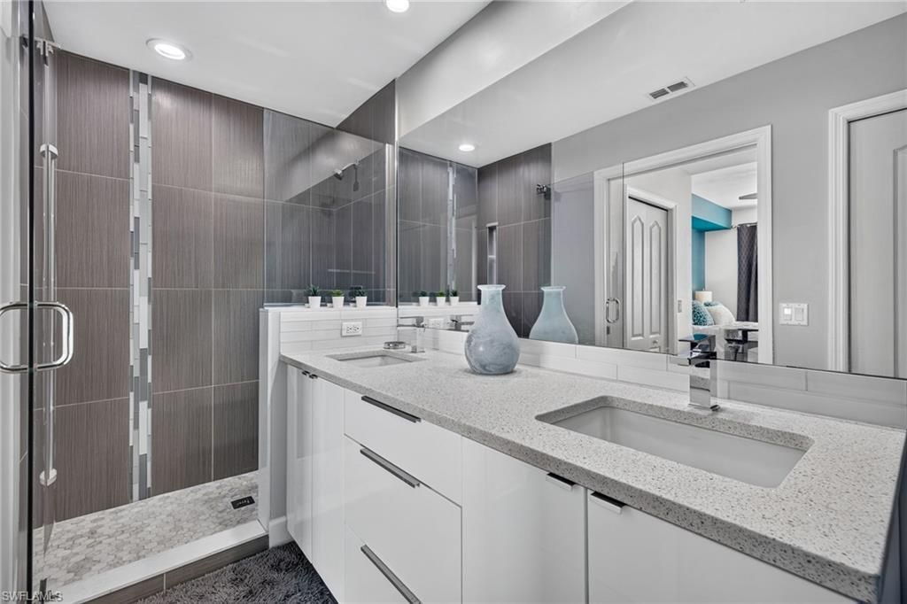 10371 Butterfly Palm Dr , Unit 834, Fort Myers, FL 33966 Photo