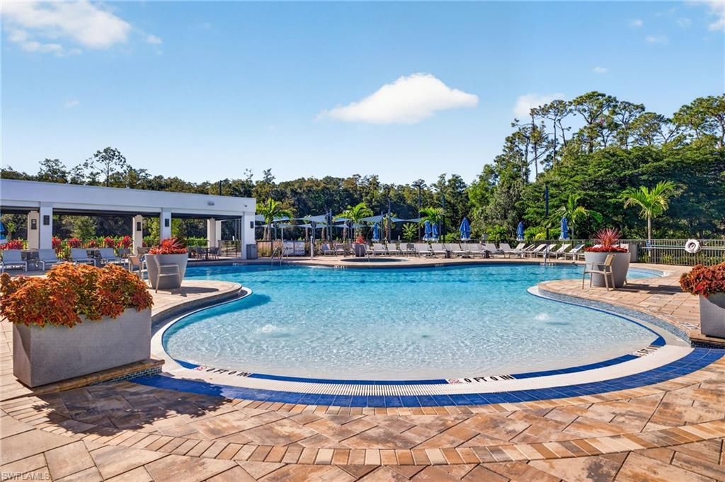 10371 Butterfly Palm Dr , Unit 834, Fort Myers, FL 33966 Photo