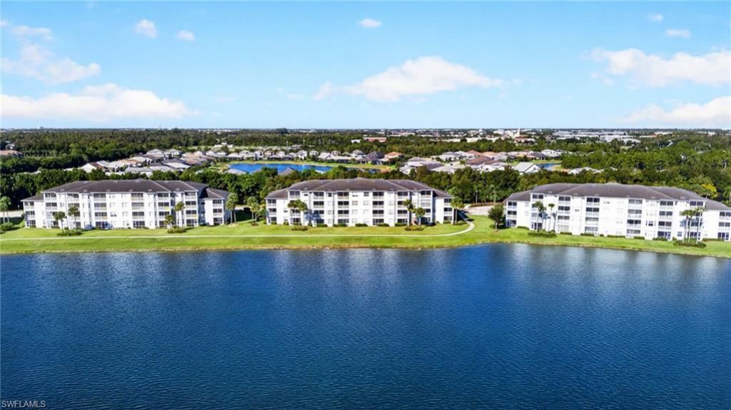 10371 Butterfly Palm Dr , Unit 834, Fort Myers, FL 33966 Photo