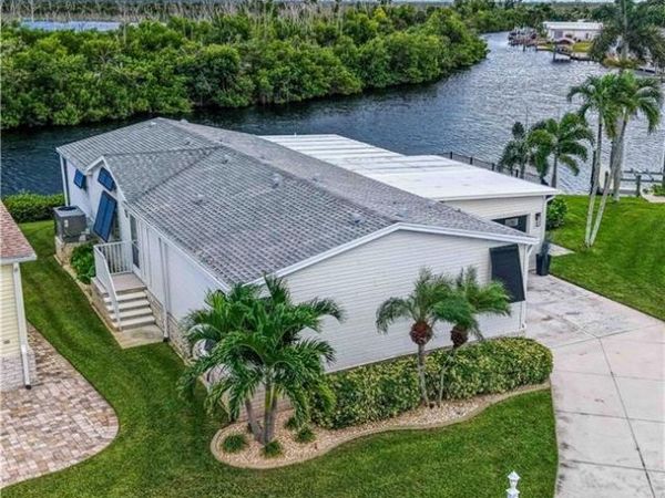 17731 Canal Cove CT , FORT MYERS BEACH, FL 33931