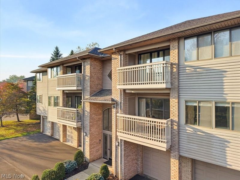 3800 Rosemont Boulevard, Unit 106C, Fairlawn, OH 44333 Photo 2