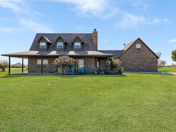 918 Ash NE , Piedmont, OK 73078