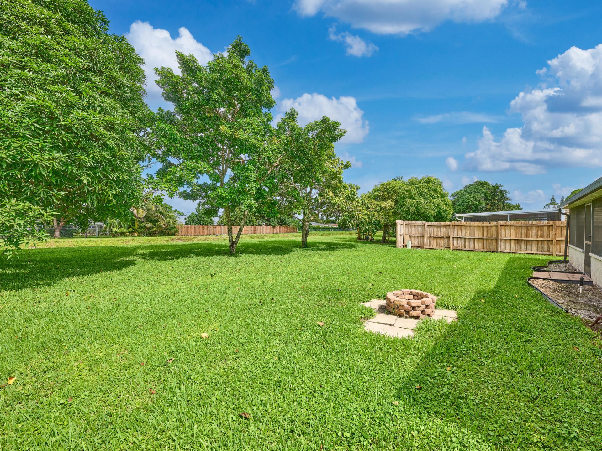 7723 Canal Drive, Lake Worth, FL 33467 Photo