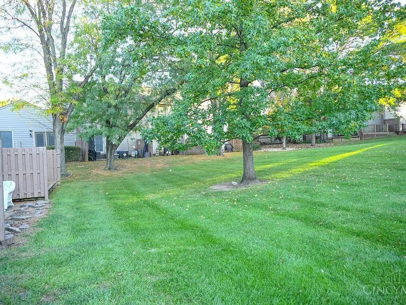 9473 Colegate Way, West Chester, OH 45011 Photo 6