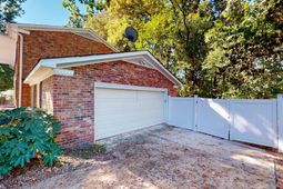 1517 N Woodstream Road  photo 4