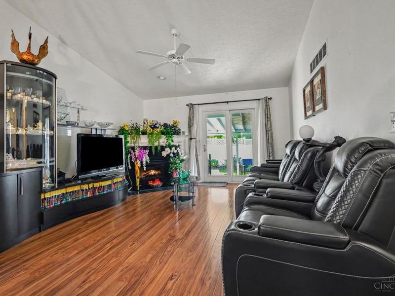 91 Hildebrant Drive, Maineville, OH 45039 Photo 5
