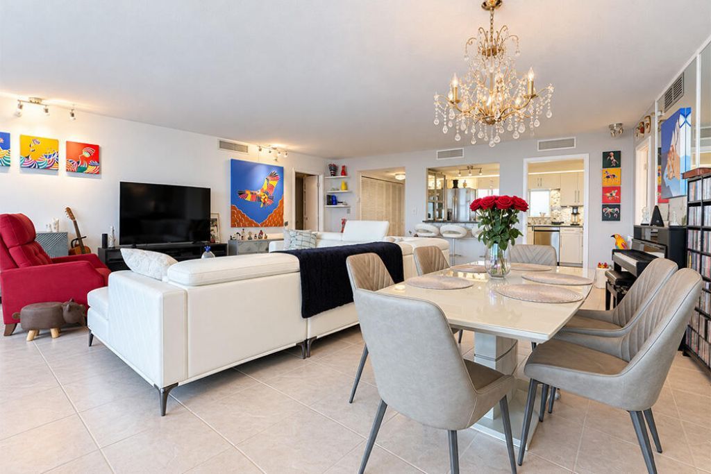 2480 Presidential Way, Unit 802, West Palm Beach, FL 33401 Photo