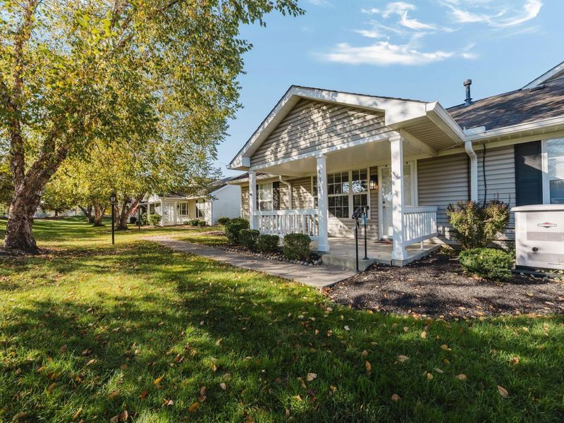 8637 Victoria Meadow Lane, Reynoldsburg, OH 43068 Photo 2