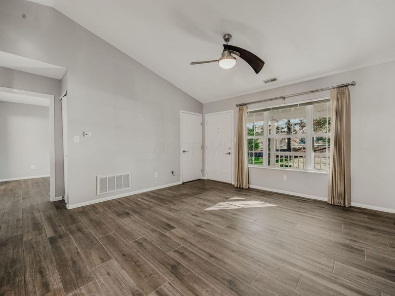 8637 Victoria Meadow Lane, Reynoldsburg, OH 43068 Photo 8