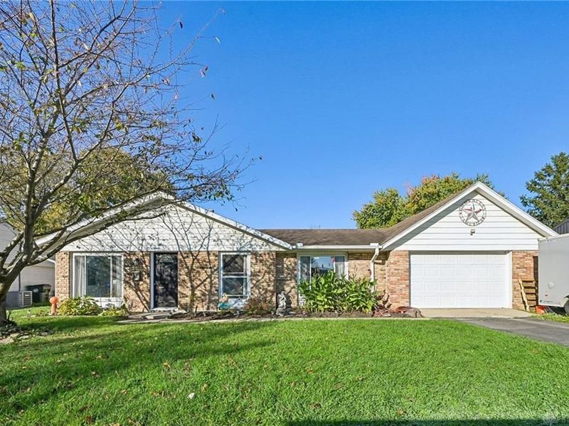 811 Bayberry Drive, New Carlisle, OH 45344 Photo 1
