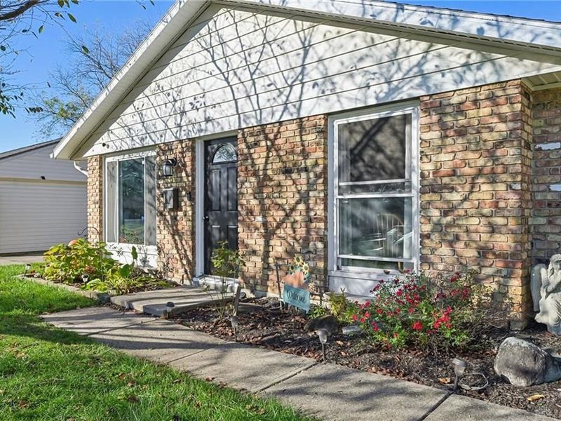 811 Bayberry Drive, New Carlisle, OH 45344 Photo 8