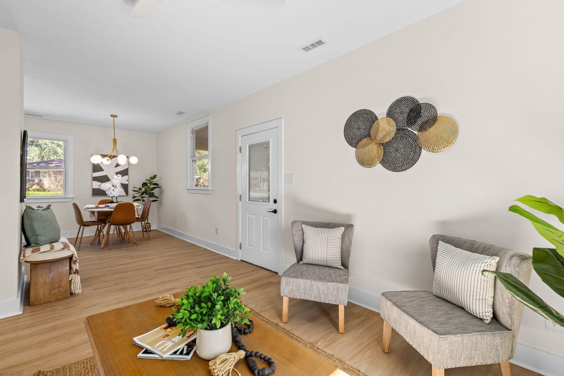 1205 Byron Road Photo 16
