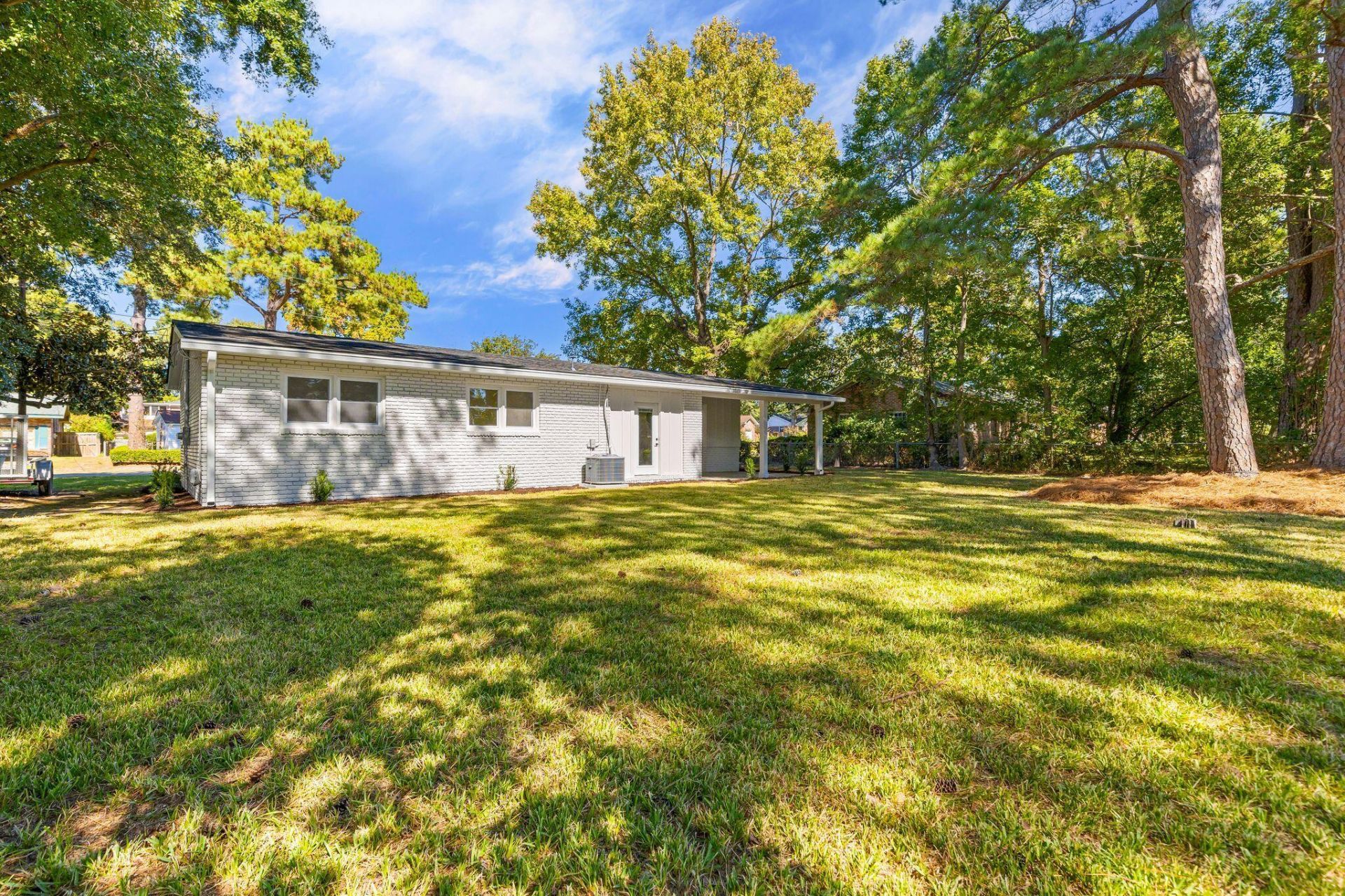1205 Byron Road Photo 32