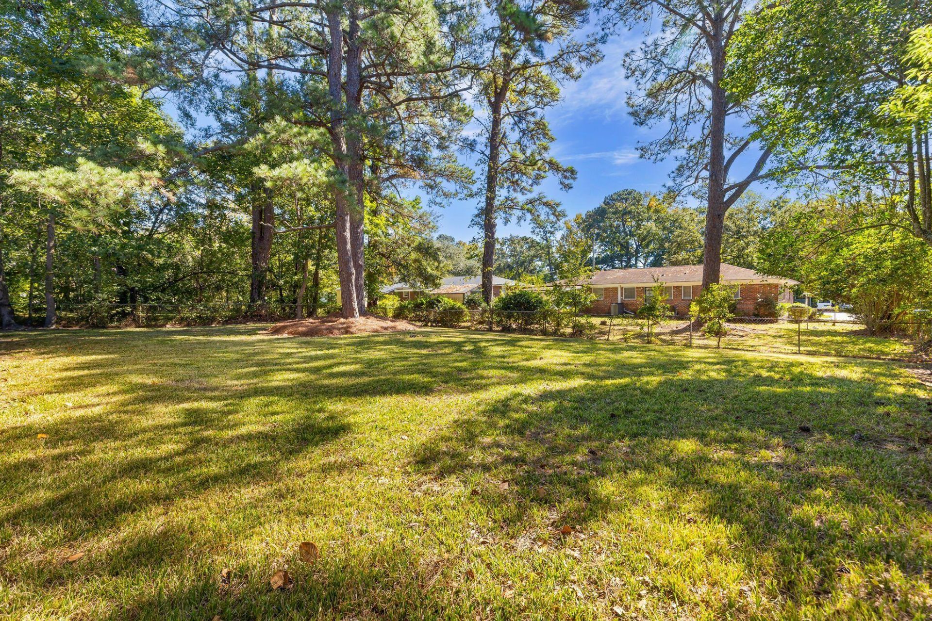 1205 Byron Road Photo 33