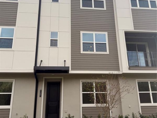 9083 GURSKY ALLEY , ORLANDO, FL 32827