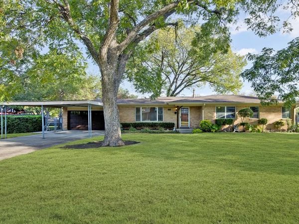 7305 Coronet Avenue, North Richland Hills, TX 76180