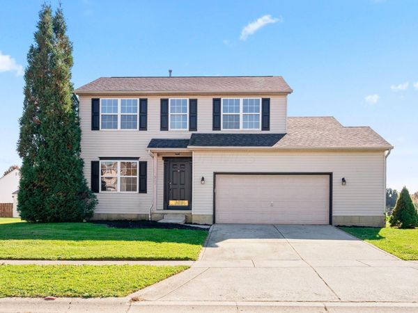 311 Enos Loomis Street, Pataskala, OH 43062