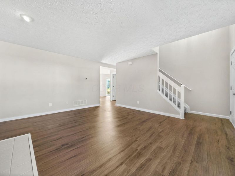 311 Enos Loomis Street, Pataskala, OH 43062 Photo 10
