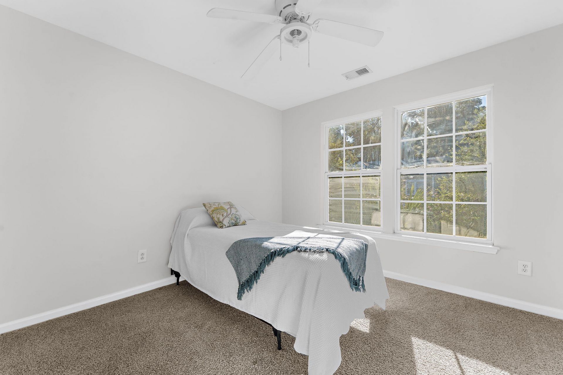 9112 Parlor Drive Photo 36