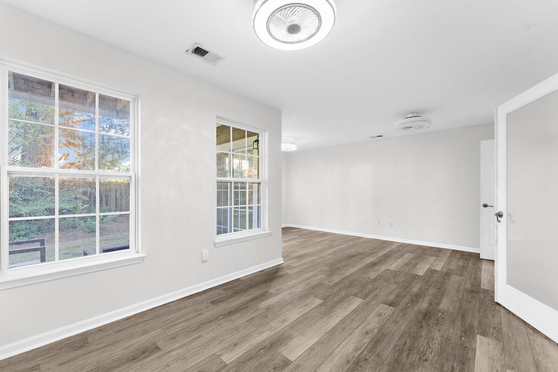 9112 Parlor Drive Photo 44