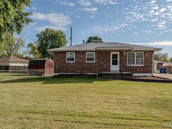 1 Violet Avenue , Granite City, IL 62040