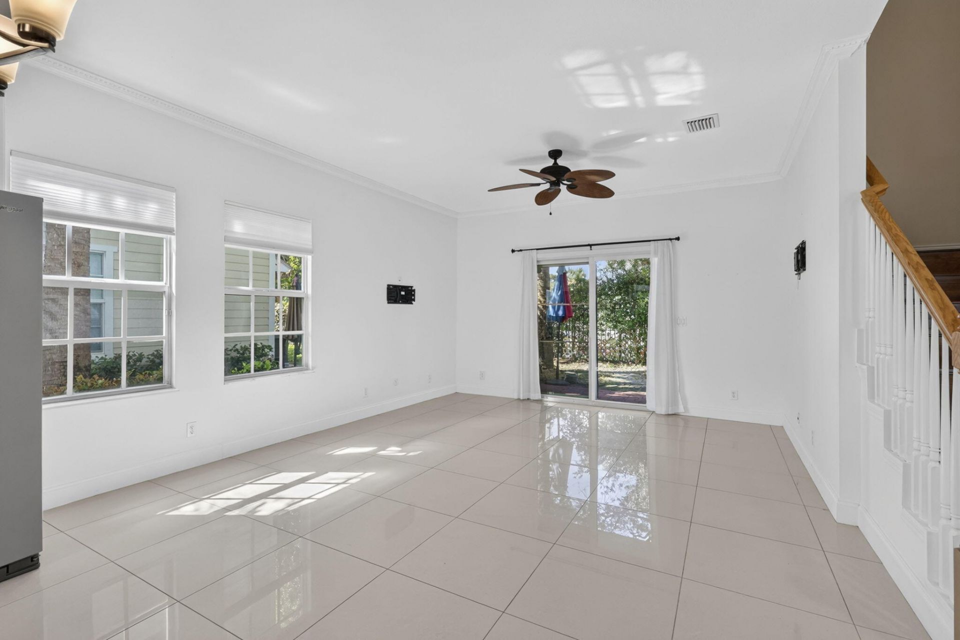4216 Leo Lane, Unit 4F, Riviera Beach, FL 33410 Photo