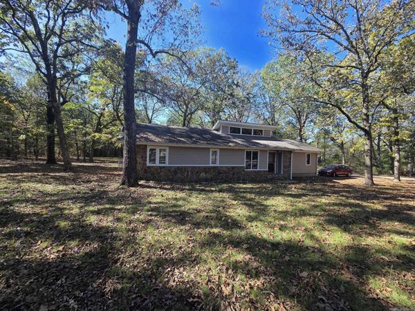106 Woodland Drive , Searcy, AR 72143