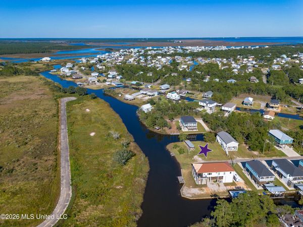 5032 Washington Street, Bay Saint Louis, MS 39520