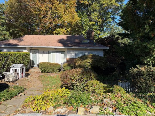 120 Maryton Road , White Plains, NY 10603