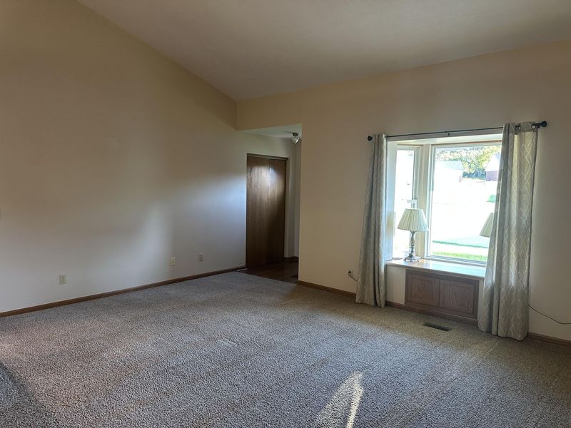 3215 Snow Owl Court, Springfield, OH 45503 Photo 5