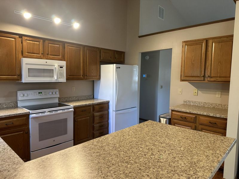 3215 Snow Owl Court, Springfield, OH 45503 Photo 9