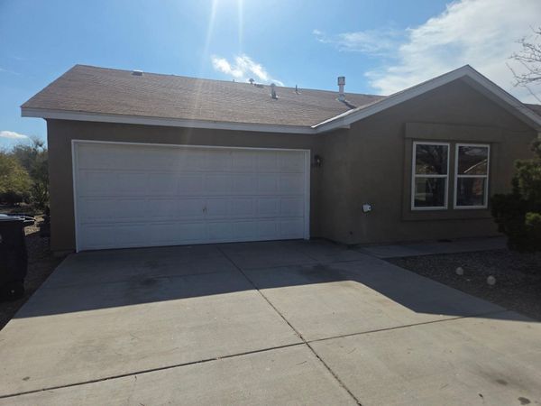 5748 Pinon Altos Road NW, Albuquerque, NM 87114