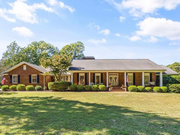 101 Ridgelawn Drive, Athens, AL 35613