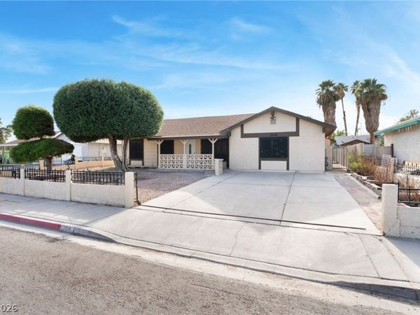 204 Samantha Street , Las Vegas, NV 89110