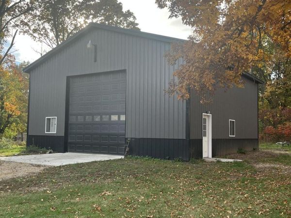 6644 Lindsey Road, Delton, MI 49046