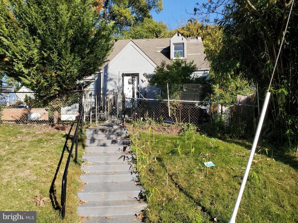 4205 54TH PLACE, BLADENSBURG, MD 20710