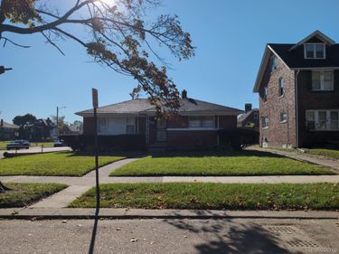 1901 Edison Street , Detroit, Mi 48206