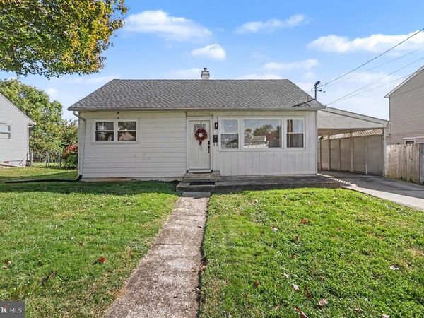110 CUMBERLAND DRIVE , CAMP HILL, PA 17011