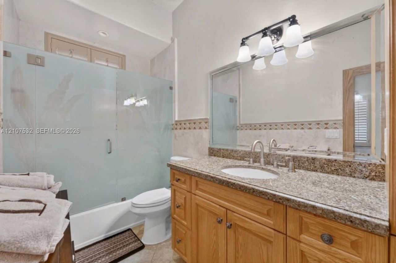 9124 NW 147th Ter , Miami Lakes, FL 33018 Photo