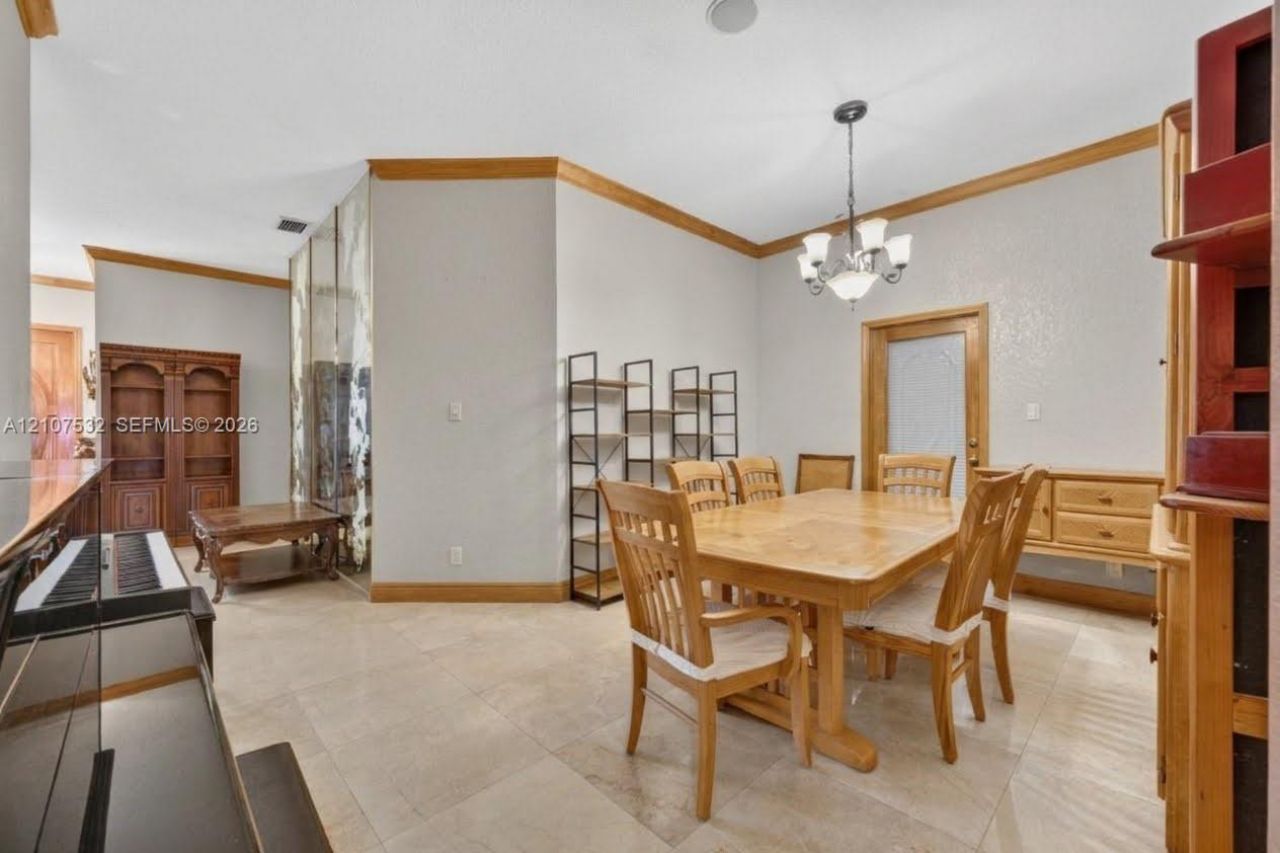 9124 NW 147th Ter , Miami Lakes, FL 33018 Photo