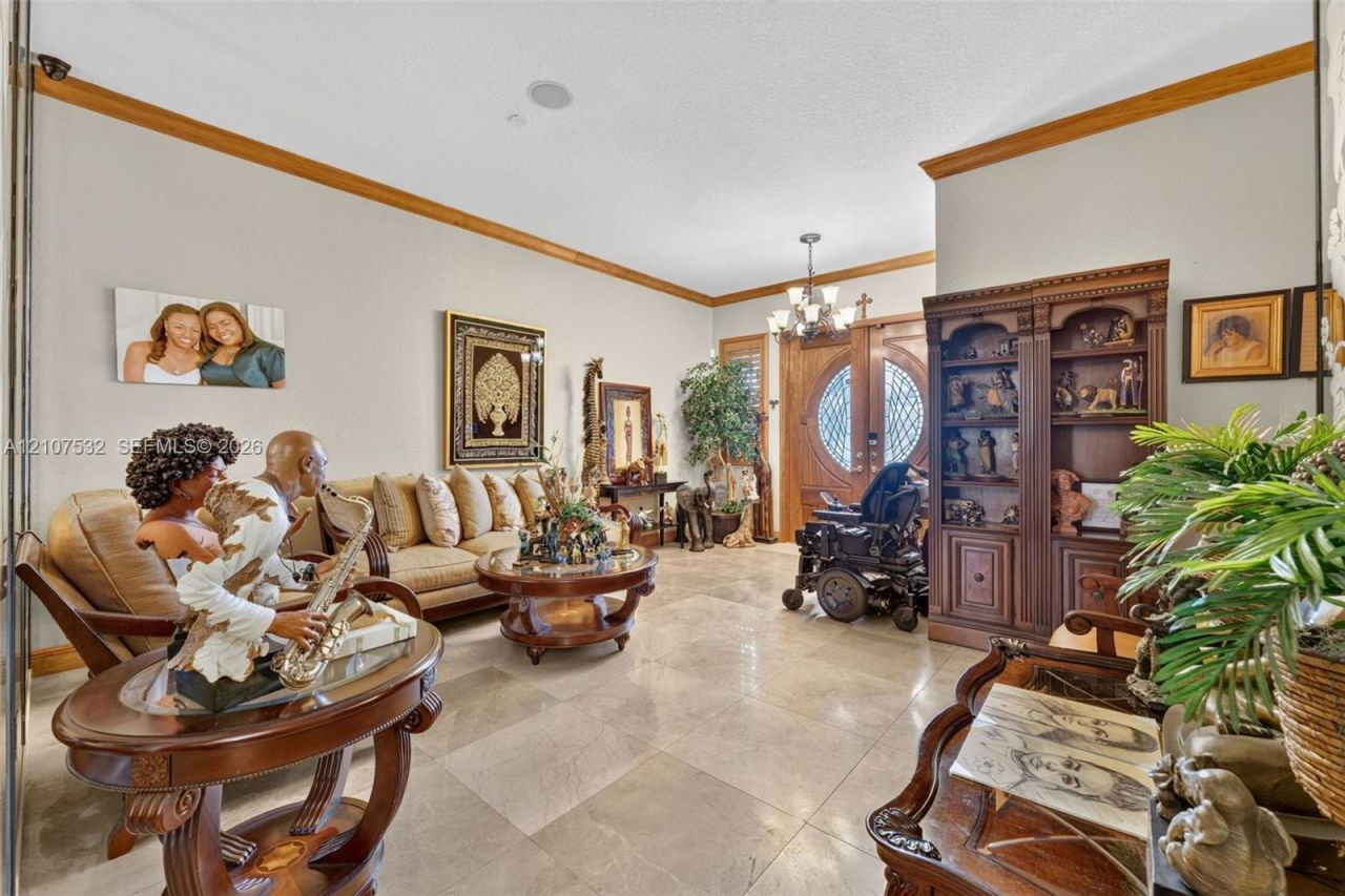 9124 NW 147th Ter , Miami Lakes, FL 33018 Photo