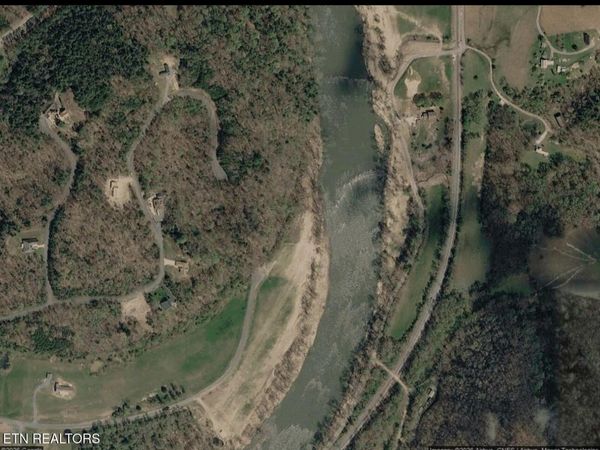 3799 River Rapids Way, Del Rio, TN 37727