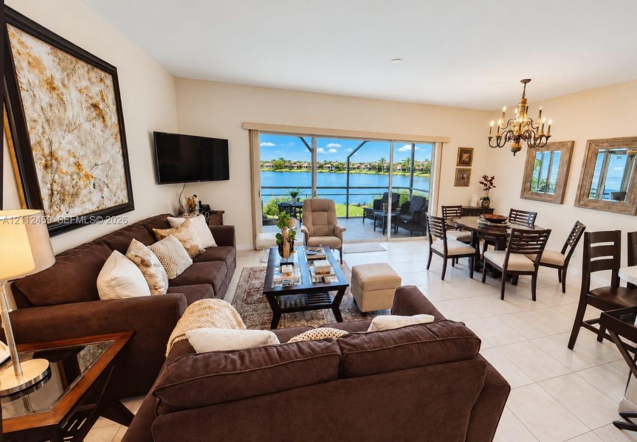 2104 Tigris Dr , Unit 2104, West Palm Beach, FL 33411 Photo