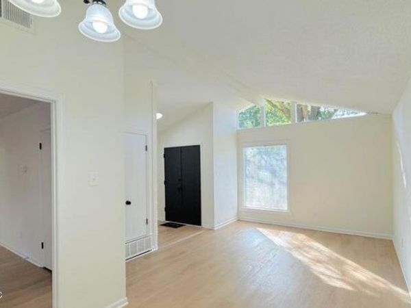 8590 Greenbrook Parkway, Southaven, MS 38671