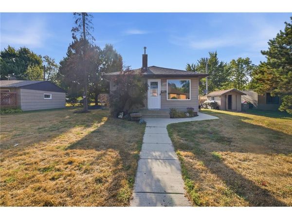 1023 8th Avenue NE, Brainerd, MN 56401