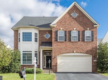46046 EARLE WALLACE CIRCLE, STERLING, VA 20166