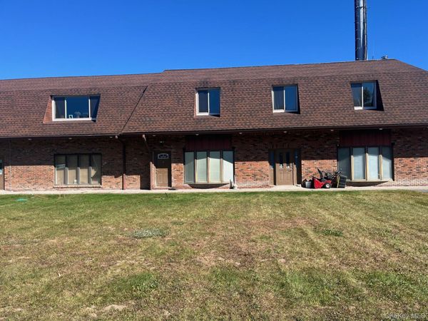 33 Basin Road , Kingston, NY 12401