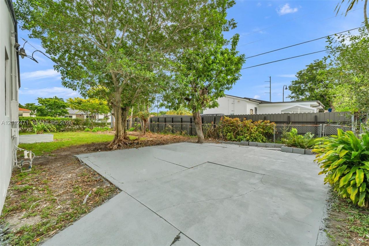1000 SW 62nd Ave , West Miami, FL 33144 Photo